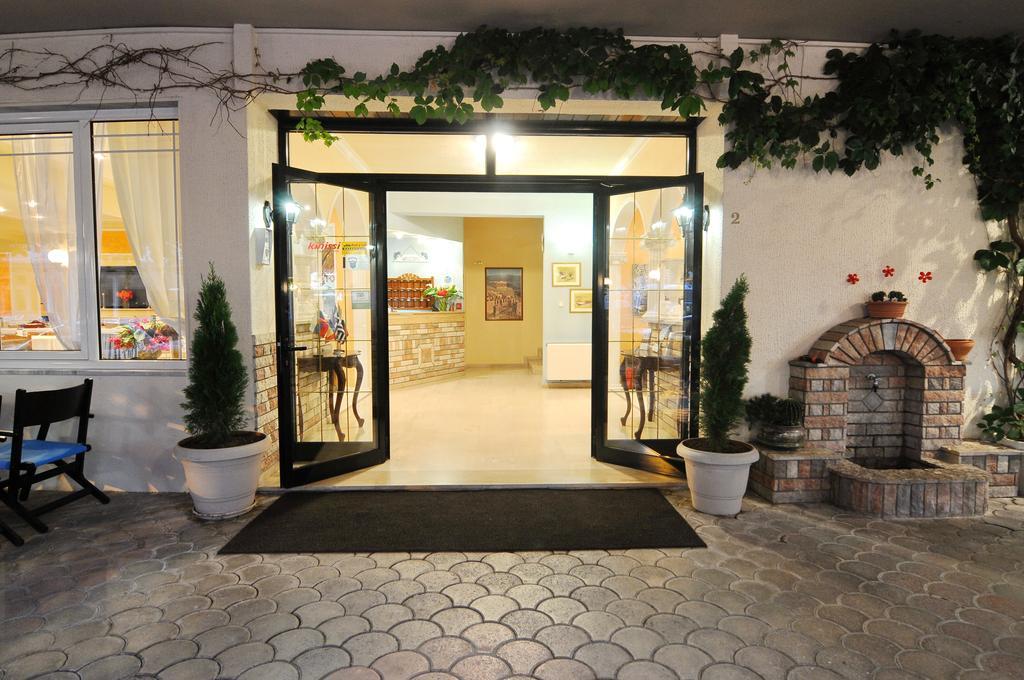 Paralía Hotel G.L. מראה חיצוני תמונה